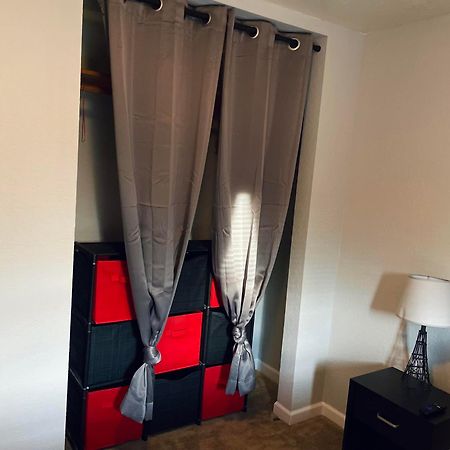 Cozy 1 Bed ~ Close To Soaring Eagle And Downtown เมานต์เพลเซนต์ ภายนอก รูปภาพ